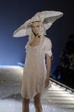 th_60879_Hussein_Chalayan_Paris_Fashion_Show_008_123_1046lo.jpg