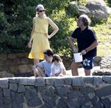 th_77653_Katie_Holmes9_Tom_Cruise_and_Suri_in_Angra_Dos_Reis_CU_ISA_26_122_1094lo.jpg