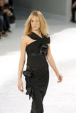 th_35303_Chanel_Paris_Fall_Winter_2007_2008_0009_122_1117lo.jpg