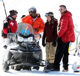  Heidi Klum goes snowboarding