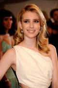 th_20721_Tikipeter_Emma_Roberts_Savage_Beauty_Gala_004_123_19lo.jpg