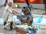 th_29796_celebrity_paradise.com_Jennifer_Lopez_Wetten_Dass_021_122_32lo.jpg