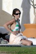 Sarah Michelle Gellar in bikini