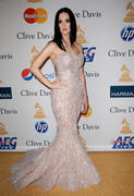 th_90346_celebrity_paradise.com_Katy_Perry_53rd_Grammy_Awards_Salute_To_Icons_Honoring_David_Geffen_12.02.2011_46_122_414lo.jpg