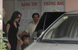 th_17582_Angelina_Jolie_2_122_508lo.jpg