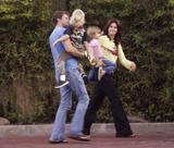 th_36979_Cindy_Crawford_Celebrity_City_Mix_37274_122_547lo.jpg