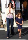 th_41772_Cindy_Crawford_Celebrity_City_Mix_811406_122_568lo.jpg