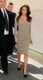 th_45596_celebrity_paradise.com_TheElder_EvaLongoria2012_04_06_leavesVH1StudiosinNewYork1_122_591lo.jpg