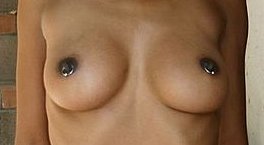[Bild: th_11253_black25_123_749lo.jpg]