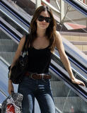 th_21170_rachelbilsonshopping_077_122_925lo.jpg