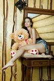 Irina J y18qut4b20